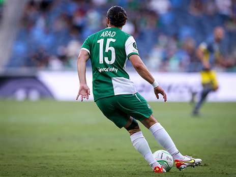 שיחק למרות הקושי. עופרי ארד (צילום: מאור אלקסלסי)