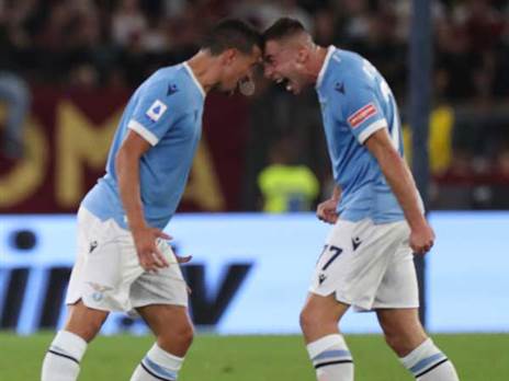 ניצחון גדול בדרבי. לאציו (GETTY)