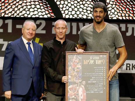 מגדולי השחקנים בכדורסל הישראלי. ליאור אליהו (אלן שיבר)