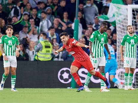 ארונייה חוגג את השער של סביליה (Getty)