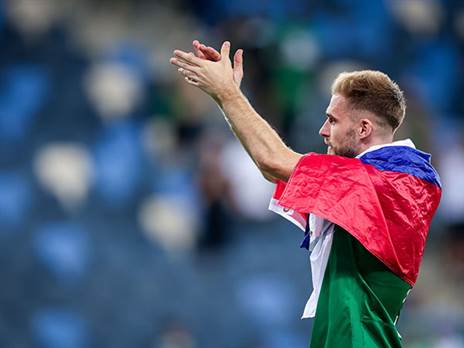 ישאר מספר ימים נוספים בסרביה (מאור אלקסלסי)