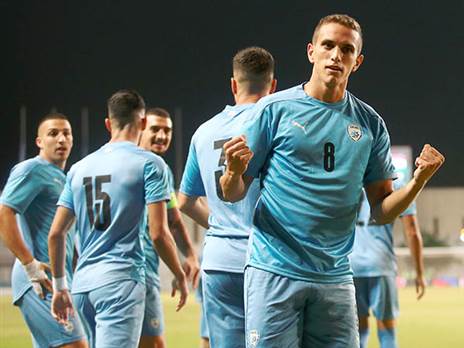 המצטיין ארד בר (אלן שיבר)