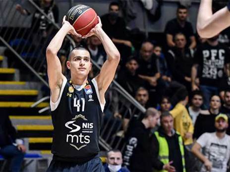 סובל מצניחה (פרטיזן בלגרד)