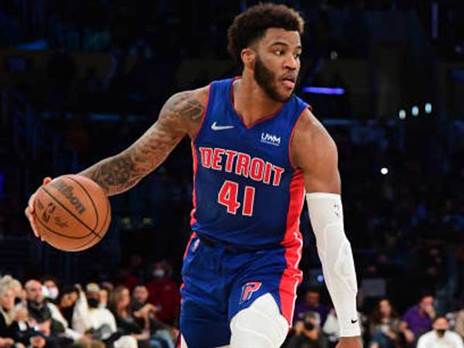 למרות שקבוצתו לא טובה, הוא נהדר. סאדיק ביי (GETTY)