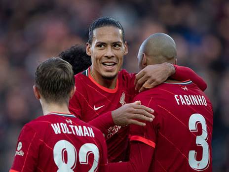 ההווה והעתיד? וירג'יל ואן דייק, פאביניו ומקס וולטמן (Getty)