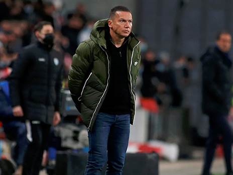 נותן לשחקניו לפרוח. בכר (צילום: אלן שיבר)