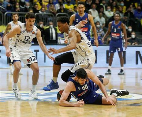 זוסמן נפרד מהחברים לשעבר (צילום: אלן שיבר)