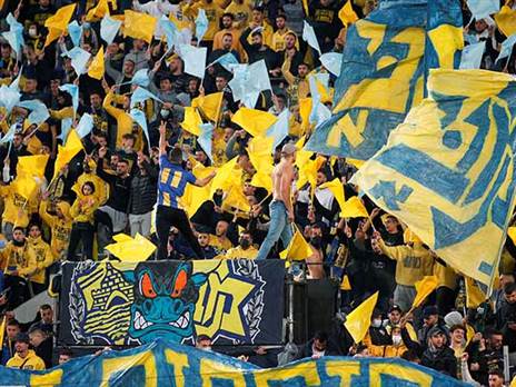 אוהדי מכבי תל אביב. בדרך חזרה לפסגה? (אלן שיבר)