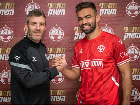 מיגל ויטור. ישלים שבע שנים באדום (האתר הרשמי של הפועל באר שבע)