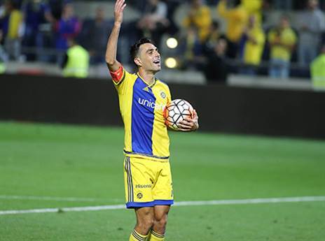 מה יותר קיטש מלחזור למכבי ת"א כדי לקחת אליפות? (אלן שיבר)