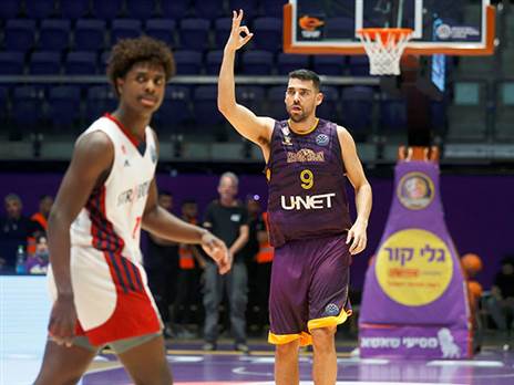 מנקו חוגג (אלן שיבר)