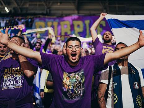 אוהדי חולון. מעריכים את המסע שעברה הקבוצה (FIBA)