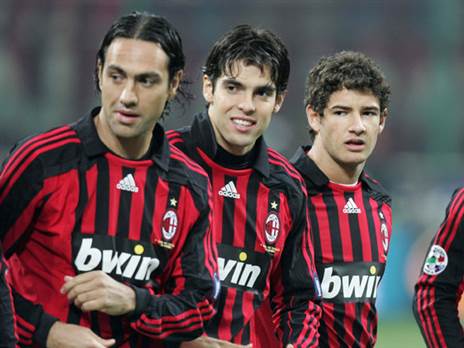 פאטו (מימין), קאקה ואלסנדרו נסטה. קבוצת ענק (Getty)