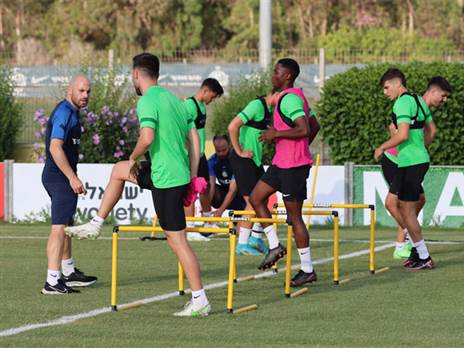 האימונים יצאו לדרך (מתוך האתר של מכבי חיפה)