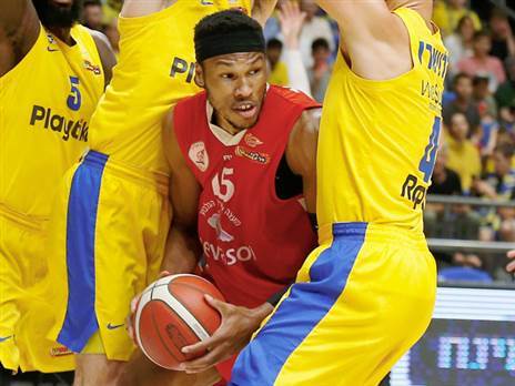 המגעים ממשיכים. בלאקשיר (מנהלת הליגה)