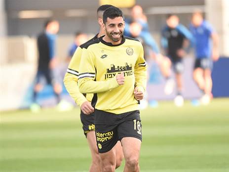 "לא יודע אם היה עוד חוזה שבת בהיסטוריה". עזרא (ברני ארדוב)