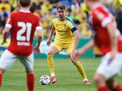 מצהוב לצהוב? (Jan Christensen / FrontzoneSport via Getty Images)