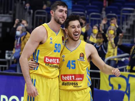 זוסמן ובלאט. יפגשו שוב את מכבי ת"א (Euroleague Basketball via Getty)