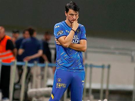 כאב ראש חיובי לאיביץ' (צילום: אלן שיבר)