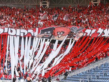 קצת אהבה לא תזיק (צילום: קובי אליהו)