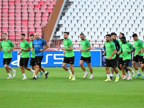 הירוקים מתאמנים בבלגרד. מחר יגיע רגע האמת (האתר הרשמי של מכבי חיפה)