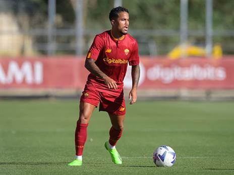 פארסת אשרת העבודה תמנע את המעבר? (Fabio Rossi/AS Roma via Getty Images)