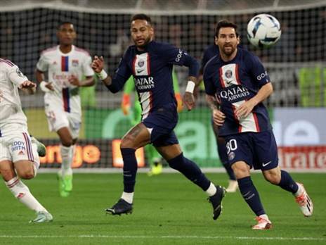 עוד יום במשרד. מסי וניימאר (Xavier Laine/Getty Images)