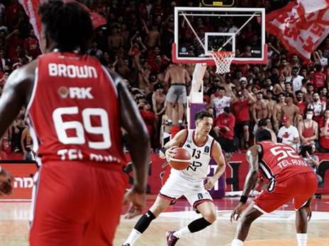 בכורה מוצלחת (יורוקאפ)