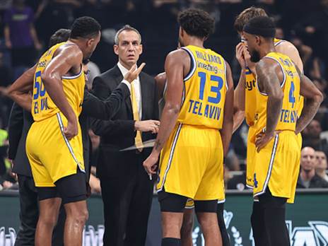 "מתמקדים בדרבי". קטש והשחקנים (getty)