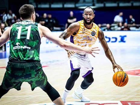 ידעו לנצח. ג'ונסון (FIBA)