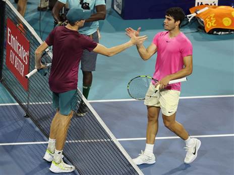 אלקרס וסינר (צילום: Getty)