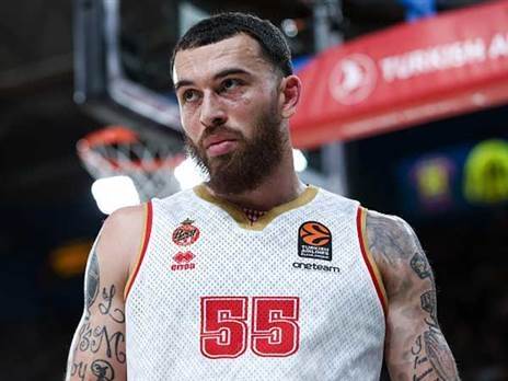 לא מעניין אותו תארים אישיים (getty)