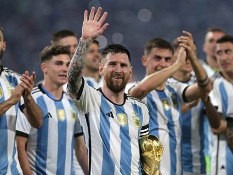 רוצה שכר של אלוף עולם (Daniel Jayo/Getty Images)