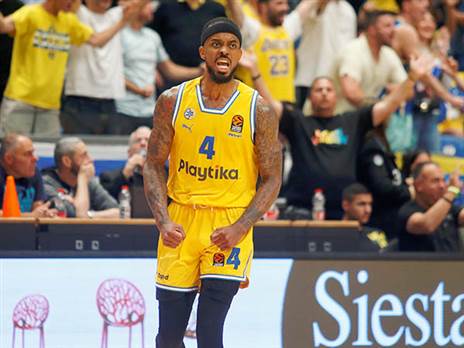 האיש שלה. בראון (אלן שיבר)