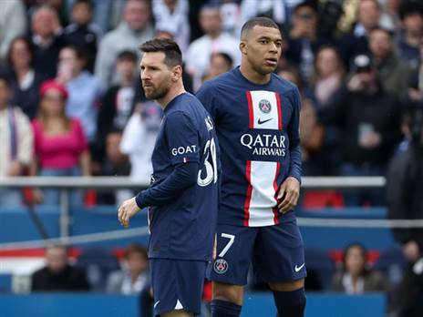 הקרקס הנודד. מסי ואמבפה (GETTY)