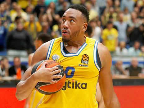 קולסון. שחקן מגוון (אלן שיבר)