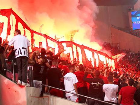 "יש תשוקה לכדורגל בישראל" (אלן שיבר)