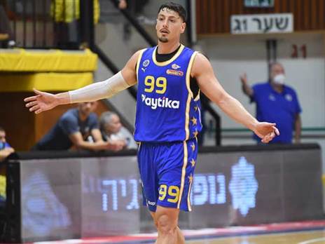 "אמרו לי שישראלים לא מצליחים במכבי" (ברני ארדוב)