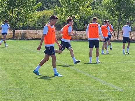 אילייה. נהנה מהחיים בנבחרת הצעירה של רומניה