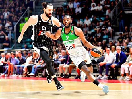 "חזר בסטייל" (GETTY)