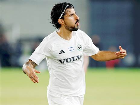 דגו הרוויח אותו כמנהיג (אלן שיבר)