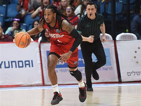 "לימד אותי לקבל את עצמי". סמית' על דז'יקיץ' (צילום: ברני ארדוב)