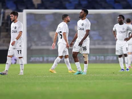 יוסי אבוקסיס. סיים את המשחק עצבני מאוד (מאור אלקסלסי)