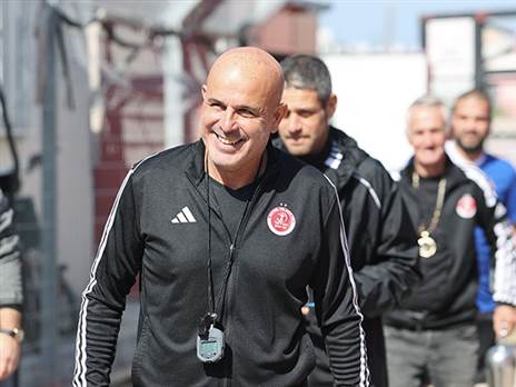 שמח לחזור. אבוקסיס (אלן שיבר)