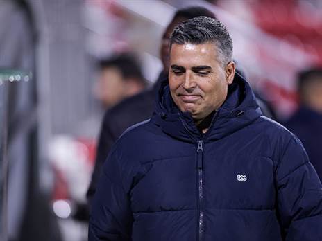 חיים סילבס. יודע שצריך להוריד את ההתלהבות מהגעת אבוקסיס (מאור אלקסלסי)