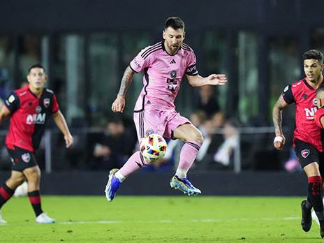 מסי. לא הצליח לכבוש (Rich Storry/Getty Images)