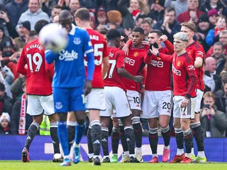 יונייטד. חזרה למסלול (GETTY)