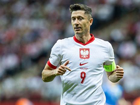 לבנדובסקי. אולי הפעם? (Foto Olimpik/NurPhoto via Getty Images)