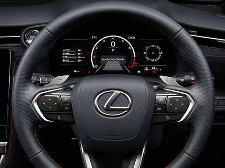 שדרוגים למערך הבולמים, המתלים והשלדה, וגם תצוגות ייעודיות בלוח המחוונים