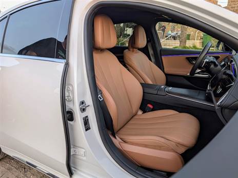 מושבים קדמיים מפנקים